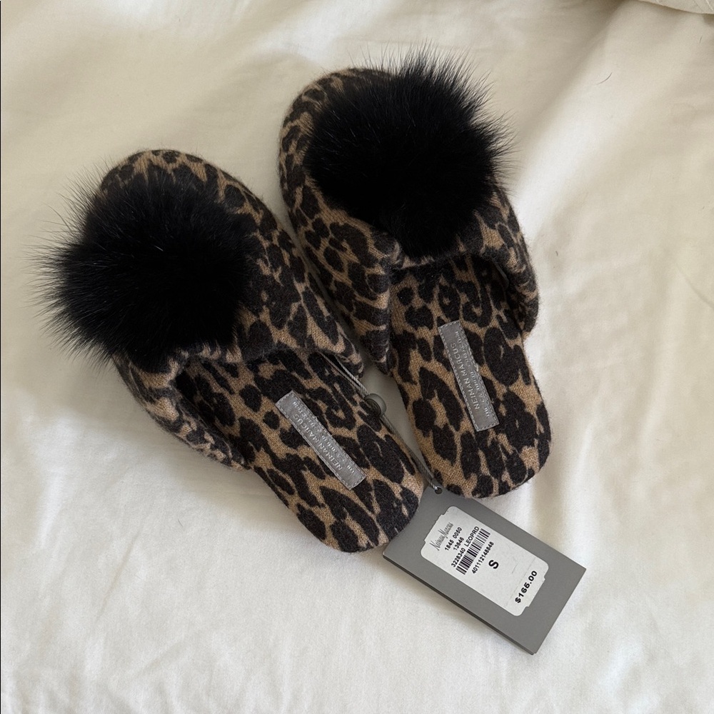 BRAND NEW CASHMERE SLIPPERS